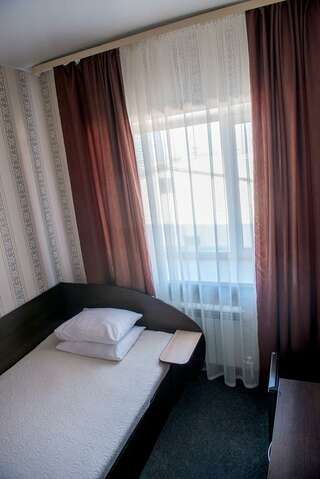 Гостиница Престиж Курган Номер эконом с 1 односпальной кроватью-1